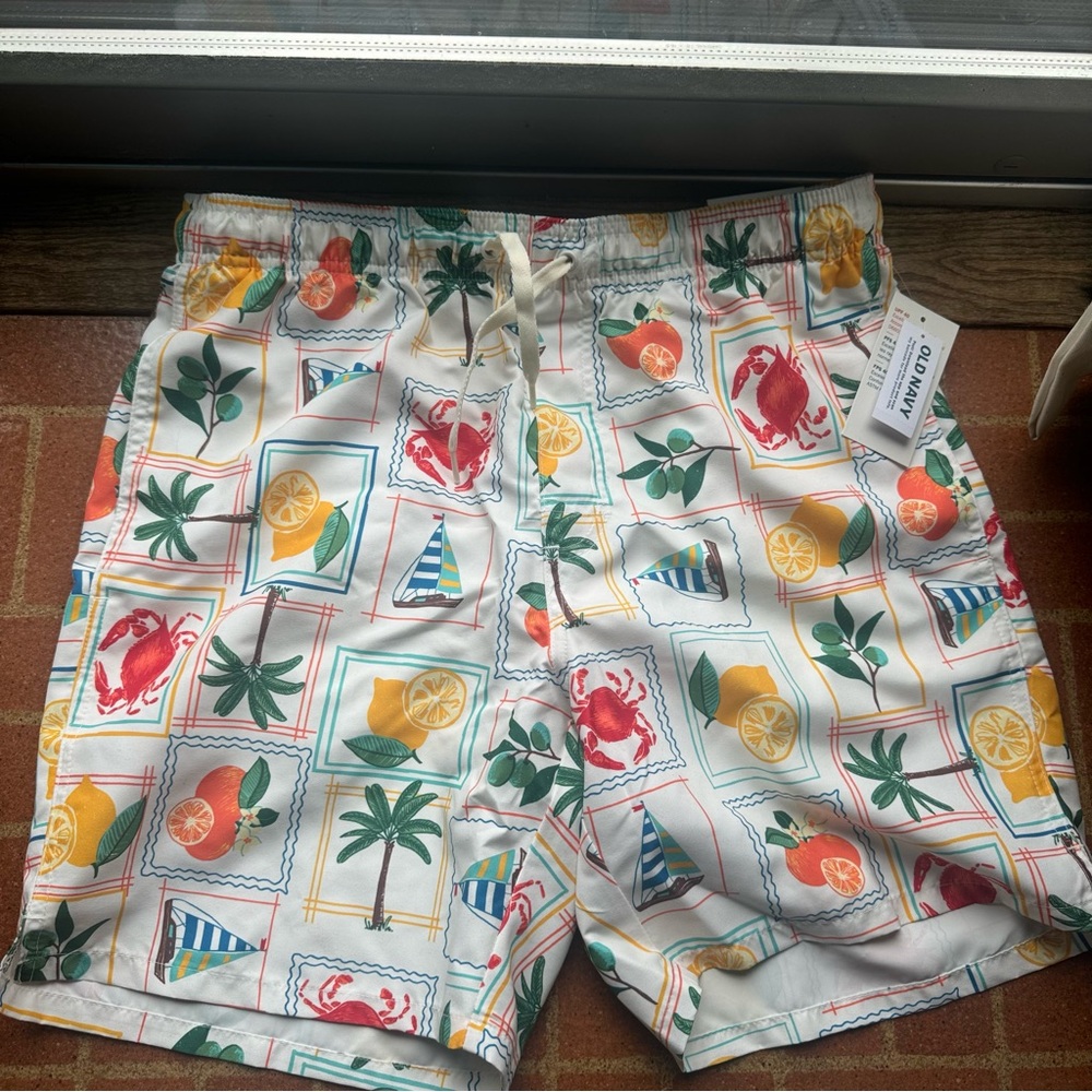 NWT Men’s swim trunks coastal Hamptons style M